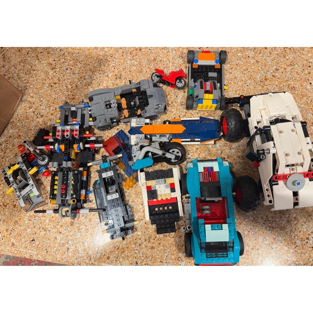LEGO Technic Vehicle Parts Lot 7.6 lbs Cars Trucks Minifigures